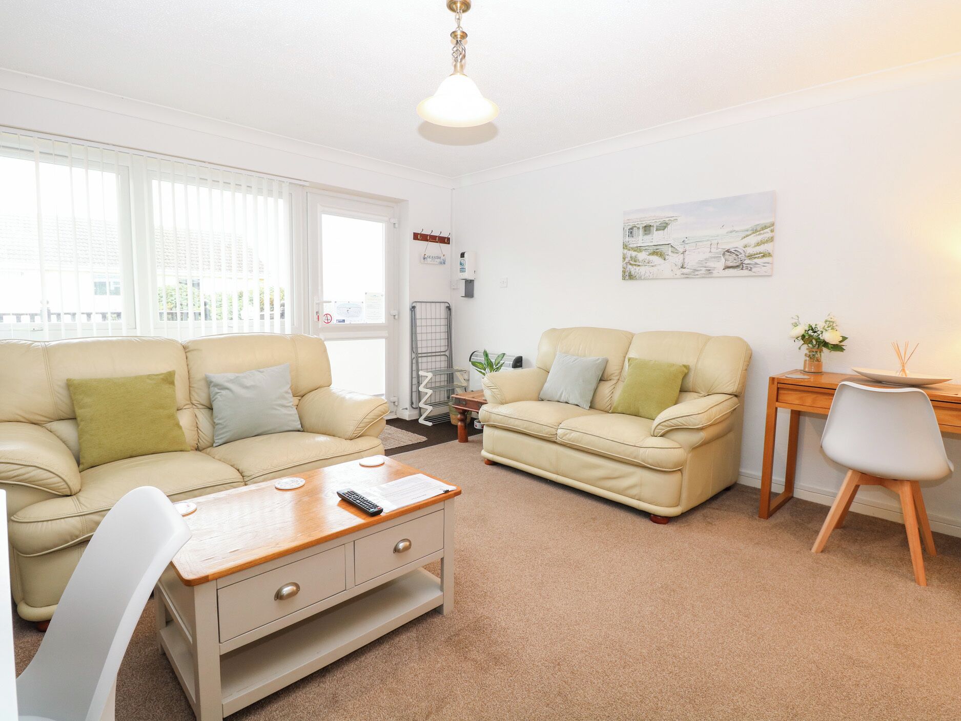 Cottage | Living area