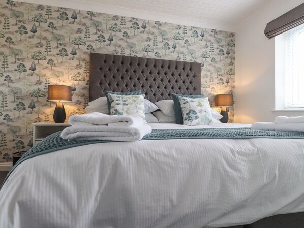 1 phòng ngủ, trang trí khác biệt