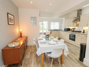 Dining - The Anchorage (Bembridge)