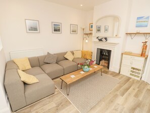 Living area - The Anchorage (Bembridge)