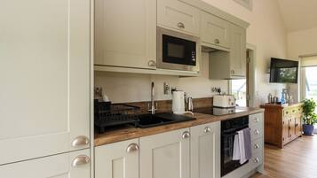 Fridge, dishwasher, electric kettle, toaster