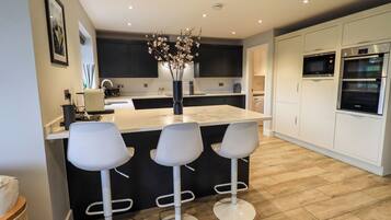 Fridge, dishwasher, electric kettle, toaster