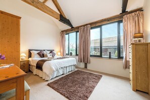 3 bedrooms, individually decorated, individually furnished, free WiFi - Mallard (Beccles)