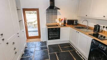 Dishwasher, cookware/dishes/utensils