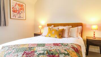 2 habitaciones, decoración personalizada y muebles diferentes