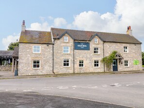 Exterior - Apartment at The Old Dog, Thorpe (Ashbourne)