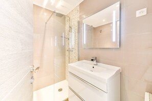 Kostenlose Toilettenartikel, Haartrockner