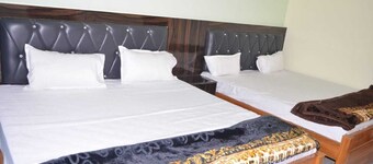 Hotel A.V Priya By GRB