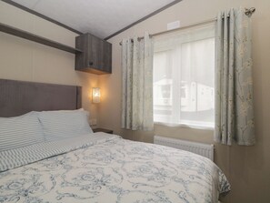 2 bedrooms, individually decorated, individually furnished, free WiFi - Caravan 7 (Plymouth)