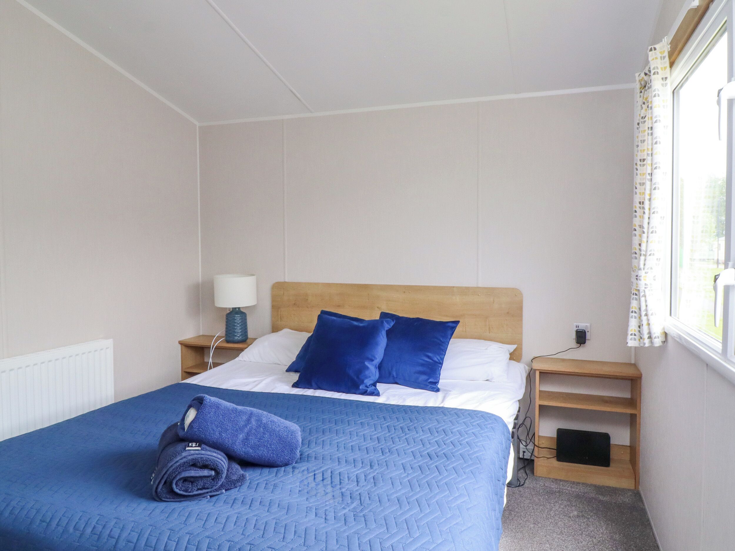 2 bedrooms, individually decorated, individually furnished, free WiFi