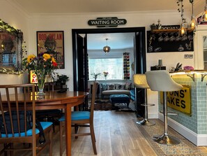 Dining - Olicana Croft (Ilkley)