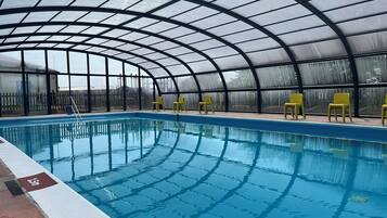 Kolam renang outdoor