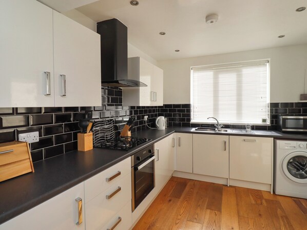 Fridge, dishwasher, electric kettle, toaster