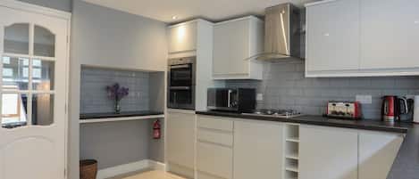 Fridge, dishwasher, electric kettle, toaster