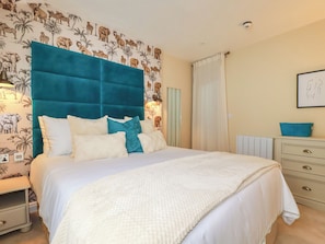 1 bedroom, individually decorated, individually furnished, free WiFi - Kerensa (St Austell)