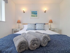 2 habitaciones, decoración personalizada y muebles diferentes