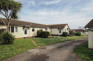 Exterior - Chalet 11 at Landscove Holiday Park (Brixham)