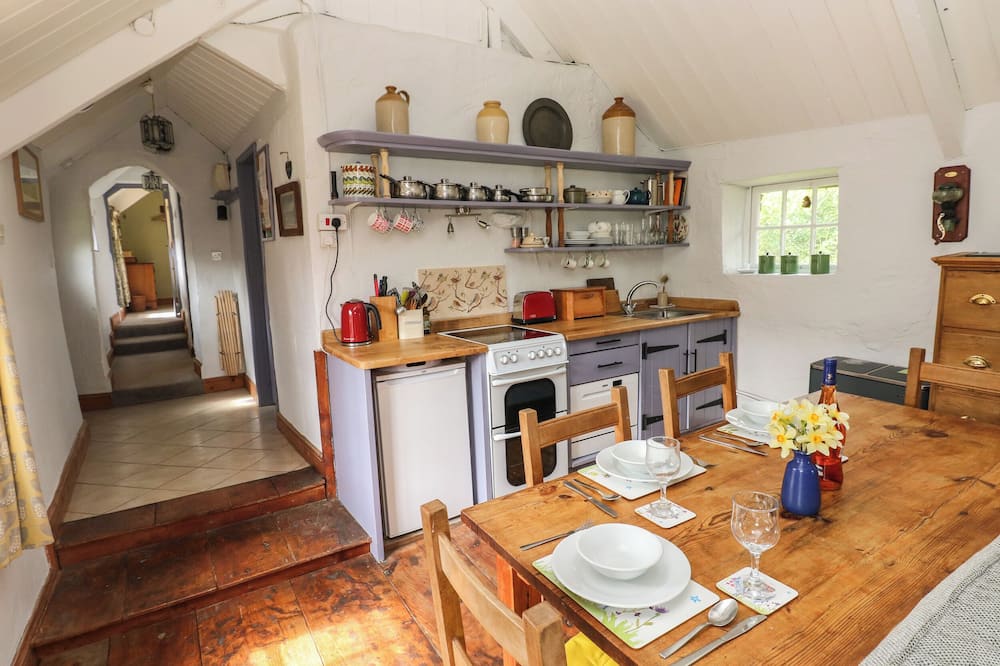 Penyrallt Fach Cottage - Brechfa
