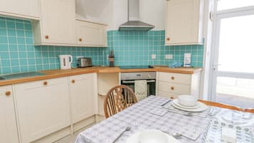 Fridge, dishwasher, electric kettle, toaster