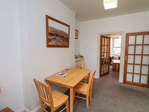 Dining - Abbey's View (Whitby)