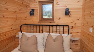 1 chambre, décoration personnalisée, ameublement personnalisé