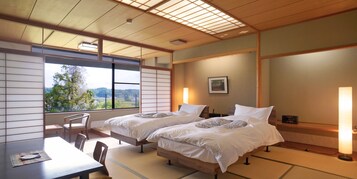 Family Room, River View | Iron/ironing board, free WiFi