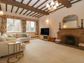 Living area - The Well House (Bournemouth)