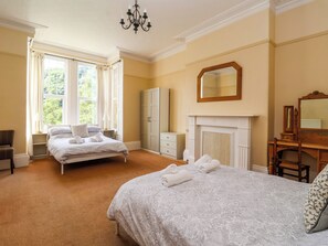6 bedrooms, individually decorated, individually furnished, free WiFi - Trinity Lodge (Bridlington)