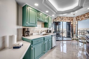 Unclassified image, 5 of 36, button