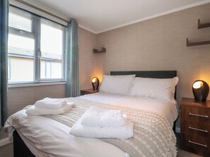 3 bedrooms, individually decorated, individually furnished, free WiFi - Capenwray (Carnforth)