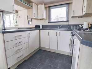 Fridge, electric kettle, cookware/dishes/utensils - Willows 21 (Rhyl)