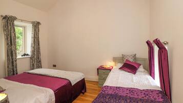 2 bedrooms, individually decorated, individually furnished