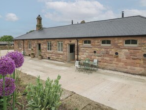 Outdoor dining - Ash Cottage - Fold Yards (Matlock)