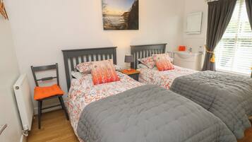 2 bedrooms, individually decorated, individually furnished, free WiFi