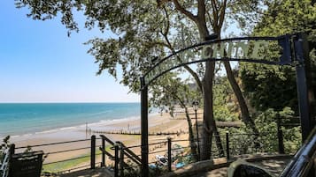Playa en los alrededores