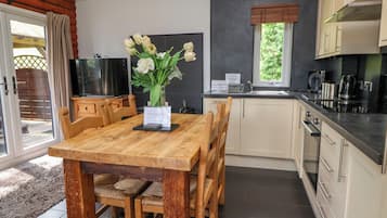 Fridge, dishwasher, electric kettle, toaster