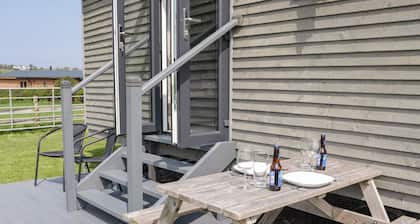 Cwtch Winnie Shepherds Hut