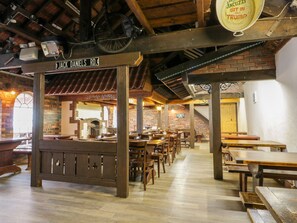 Dining - Primrose (Filey)