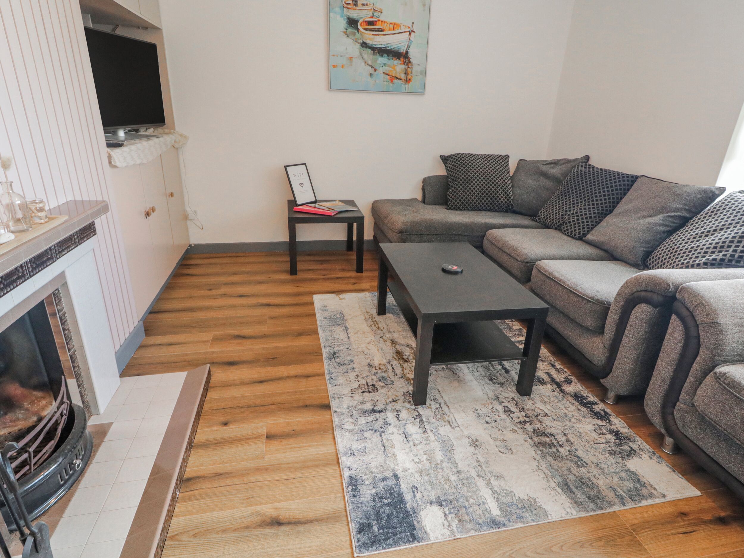 Cottage | Living area
