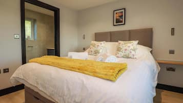 2 habitaciones, decoración personalizada y muebles diferentes