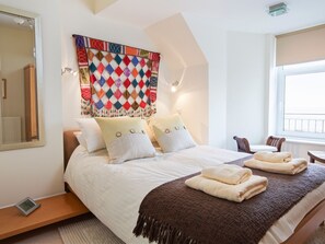 2 bedrooms, individually decorated, individually furnished, free WiFi - 6 Grafton Towers (Salcombe)