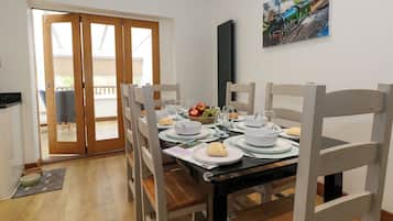 تناول الطعام