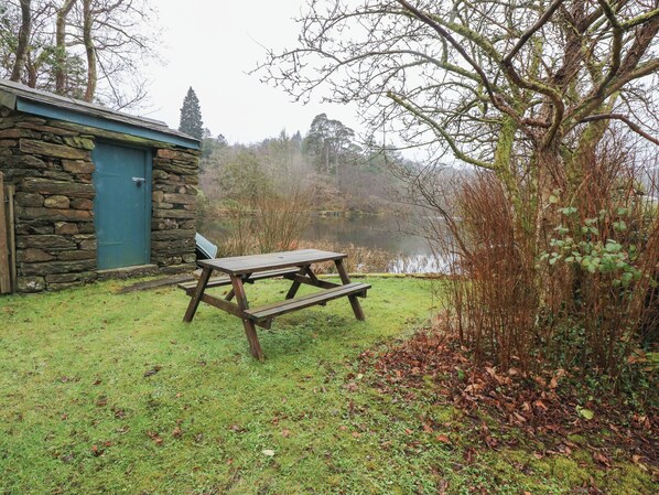 屋外ダイニングエリア