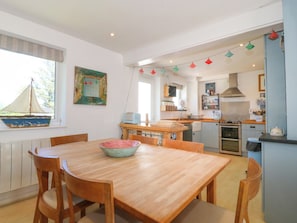 Dining - St Tudwals View (Pwllheli)