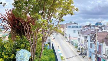 Luxury Double Room, Balcony, City View | 1 bedroom, blackout drapes, soundproofing, iron/ironing board