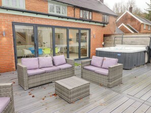 Terrace/patio - Hiraeth (Merthyr Tydfil)