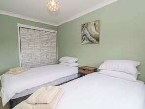 2 slaapkamers, individueel gedecoreerd, individueel gemeubileerd