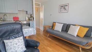 Cottage | Living area