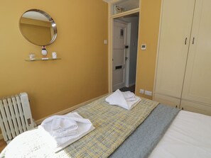 Cottage | 1 bedroom, individually decorated, individually furnished, free WiFi - 56C South Snowdon Wharf (Porthmadog)