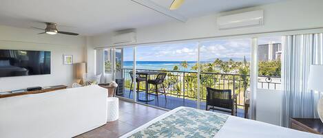 1 bedroom, in-room safe, iron/ironing board, free WiFi